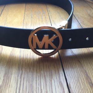 Reversible MK belt